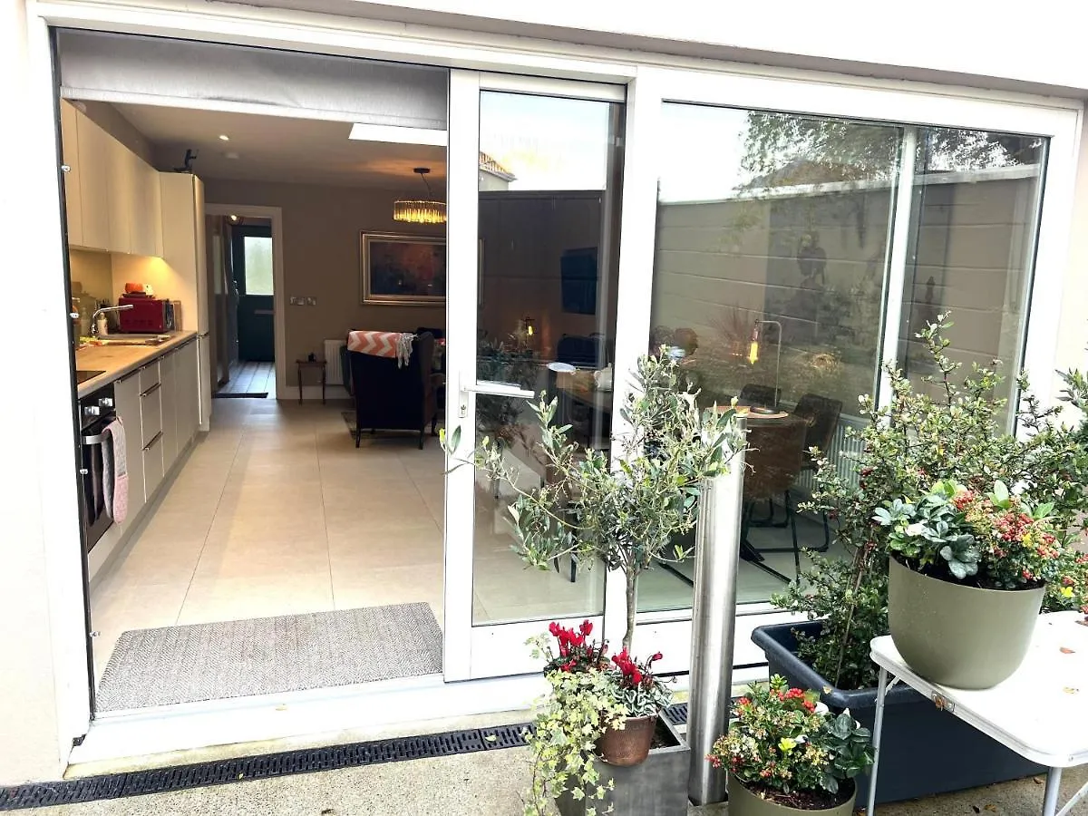 Villa Charming Cosy 4-Bed House In Killarney